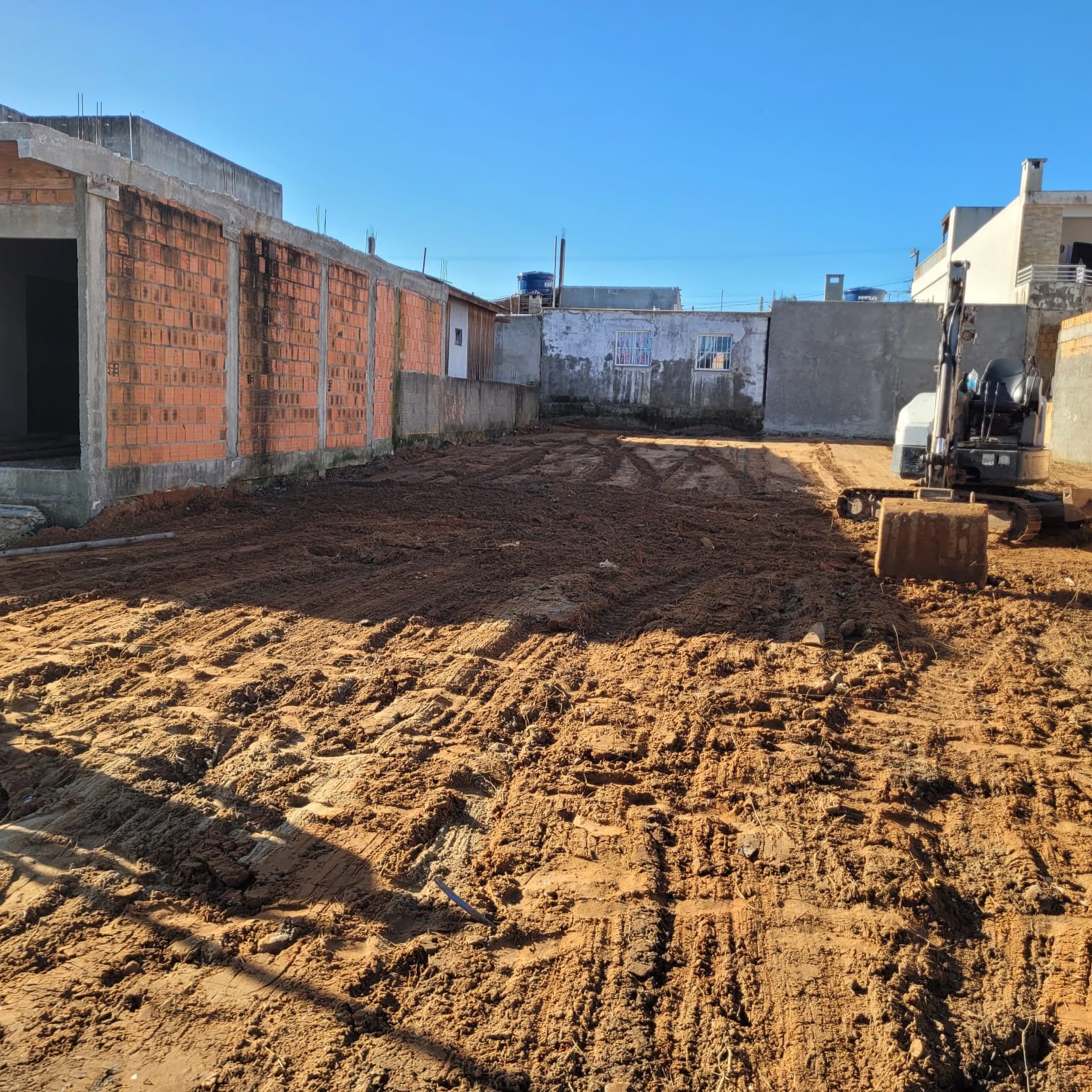 Área preparada para aterro e desaterro